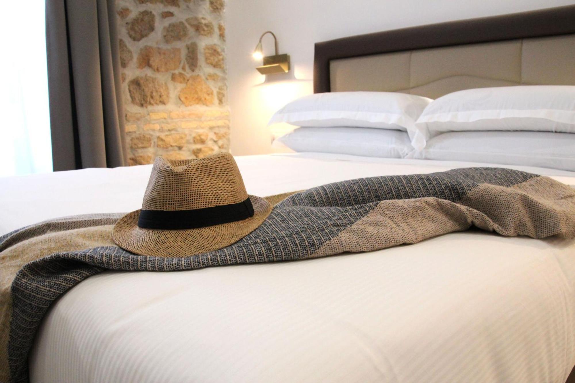 Joyful 148 Luxury Guest House Powered By Joyful Termini Boutique Guest House Rome Buitenkant foto