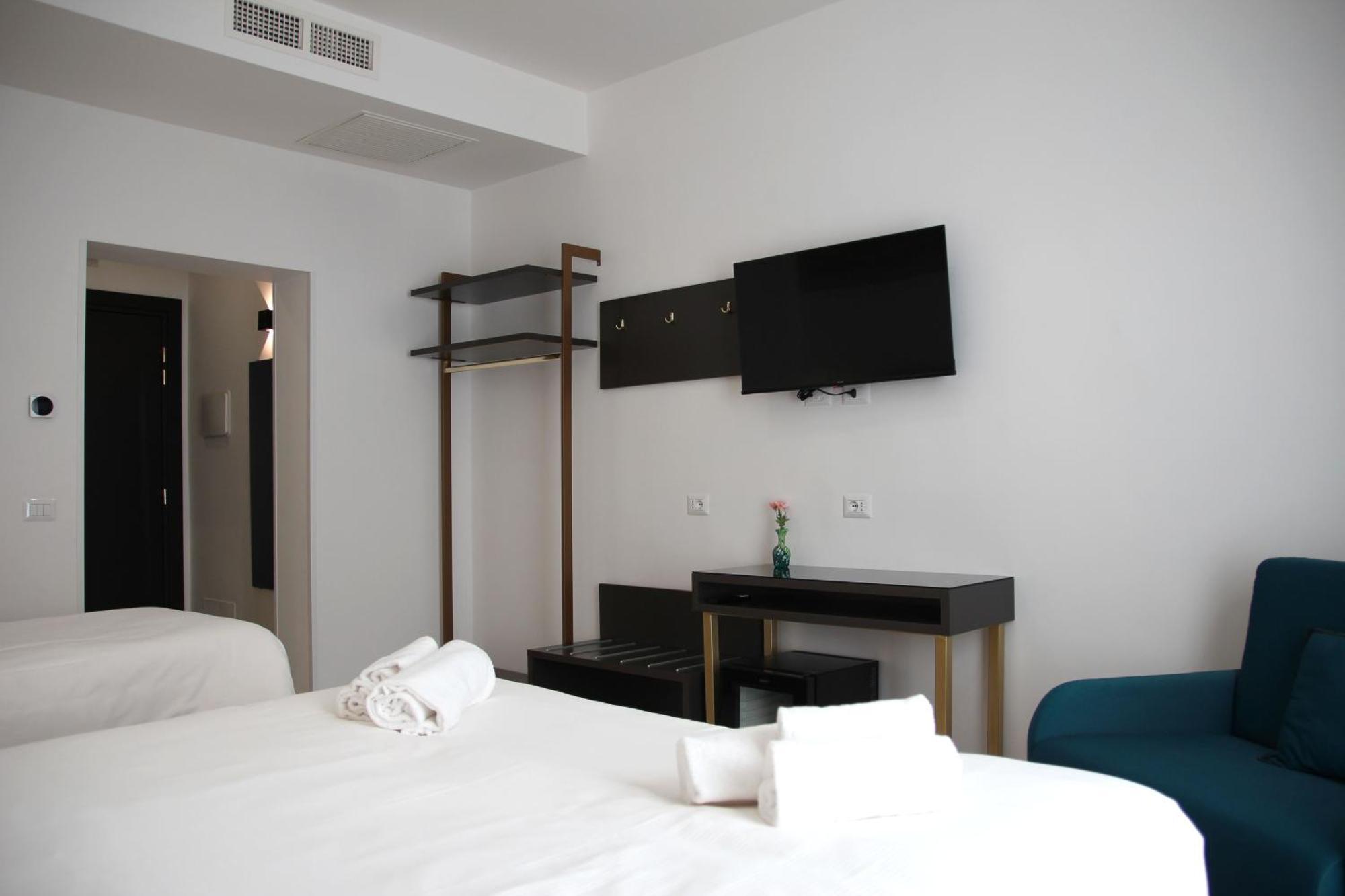 Joyful 148 Luxury Guest House Powered By Joyful Termini Boutique Guest House Rome Buitenkant foto